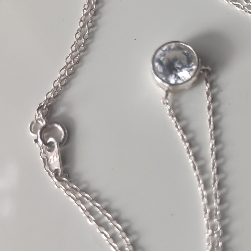 Elegant 2g Sterling Silver 925 CZ Necklace Adjustable 16" - 18" Long - Picture 5 of 6